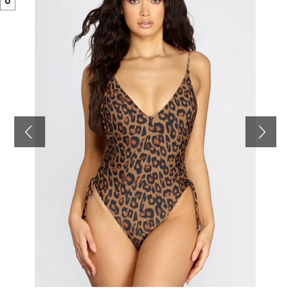 Kendall + kylie one piece swimsuit